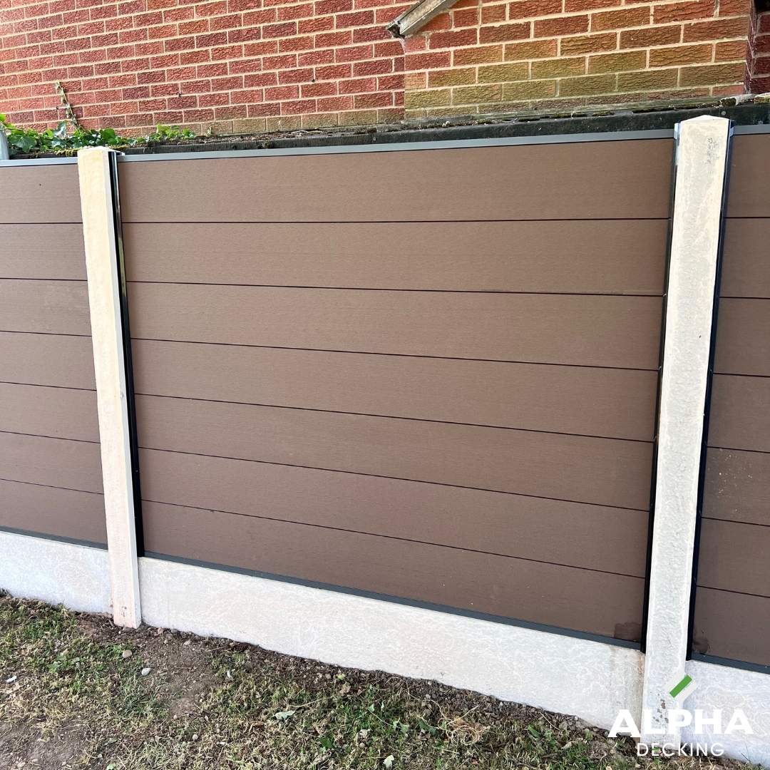 Oak-effect composite fencing installation