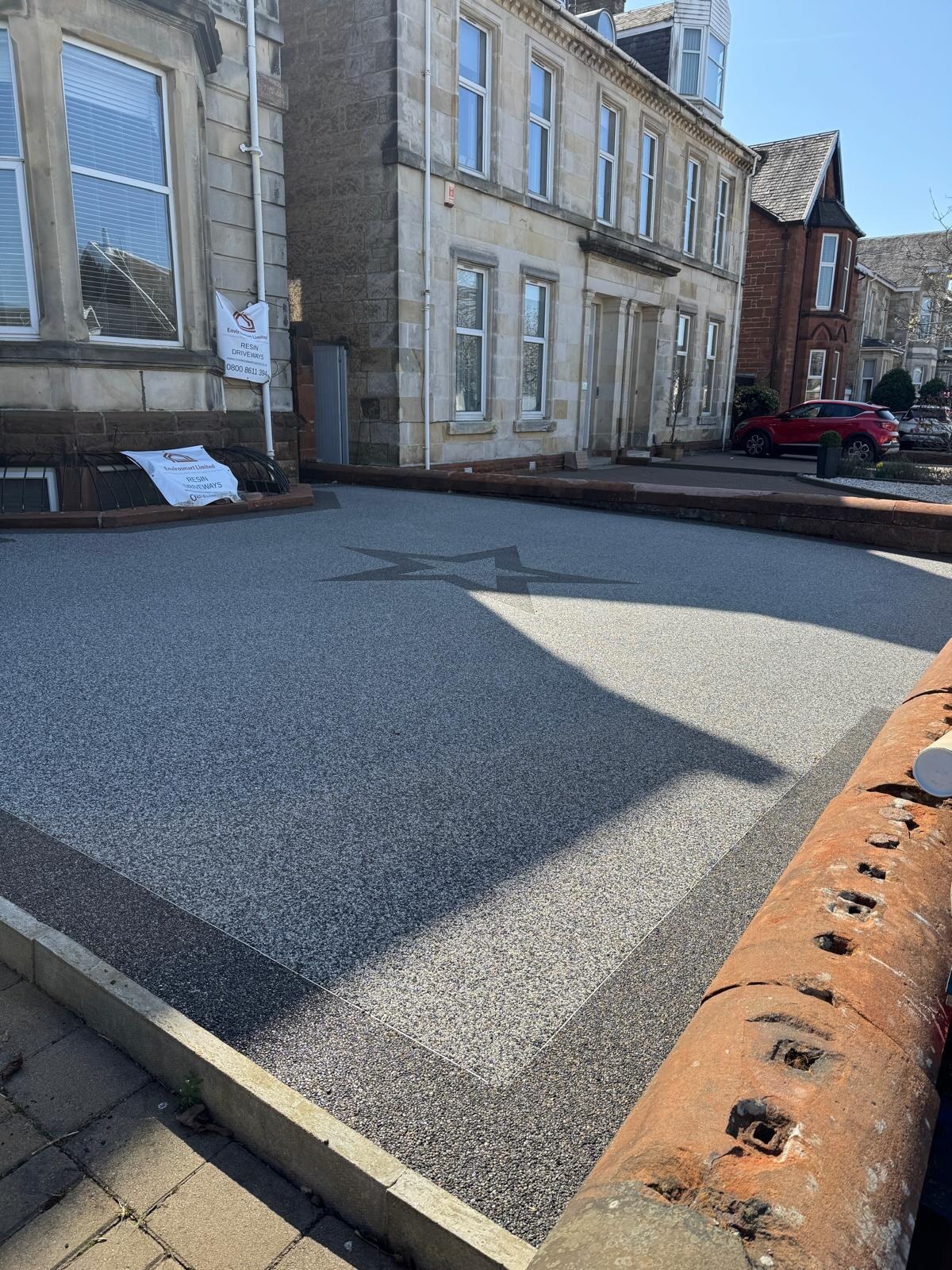 Premium resin bound driveway installation Scotland — smooth gold aggregate finish