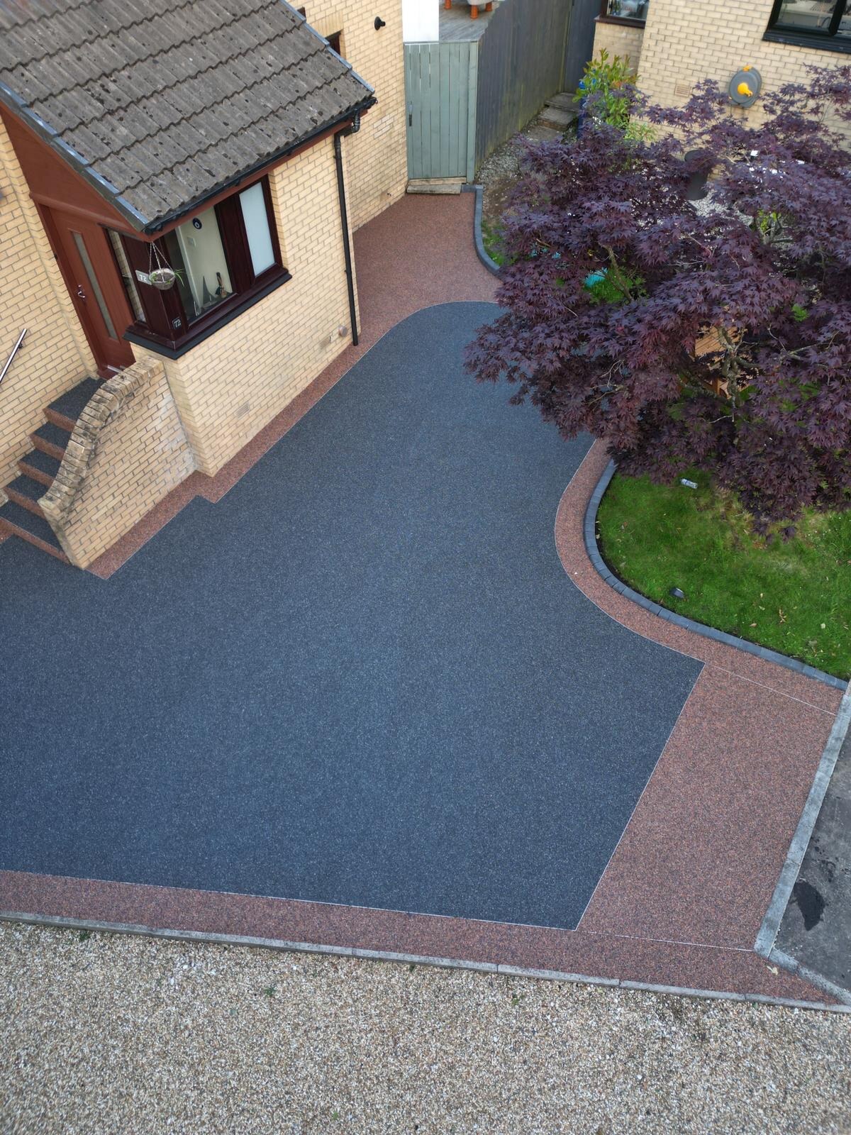 Two-tone resin bound driveway — residential Scotland